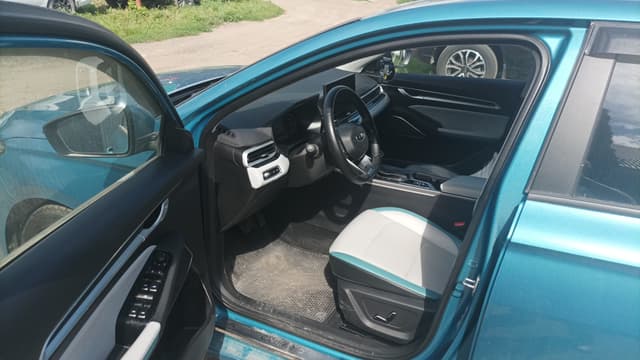 Geely EMGRAND - 6