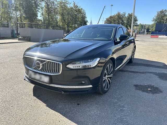 Volvo S90 - 1