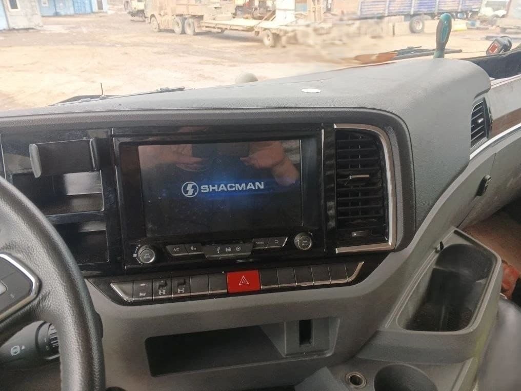 Shacman (Shaanxi) SX* 6x6 Седельный тягач - 5