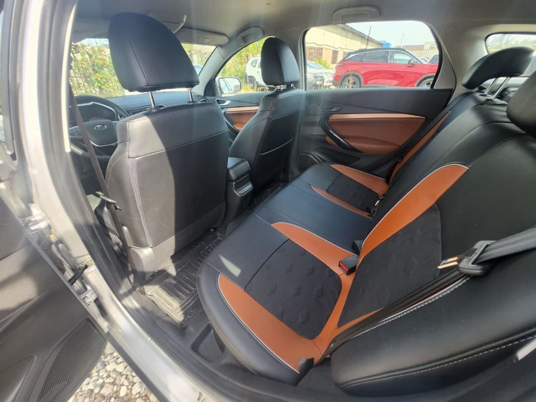 Lada Vesta Cross - 9
