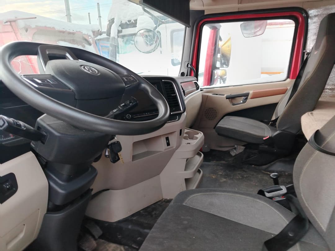 Shacman (Shaanxi) SX* 4x2 Седельный тягач - 5