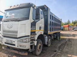FAW CA 3310 8x4 Самосвал - 1