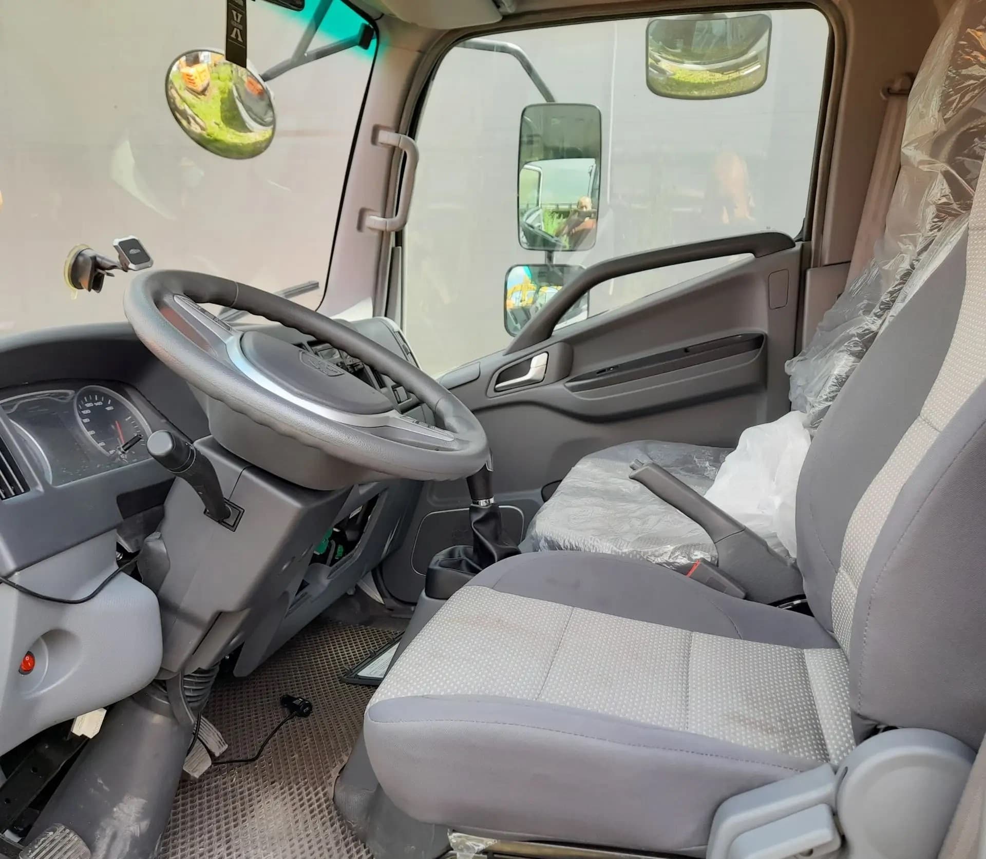 Автомеханический Завод 5758* на шасси КамАЗ 43086 4x2 Изотермический/рефрижератор - 5