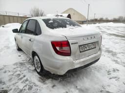 Lada Granta седан - 4