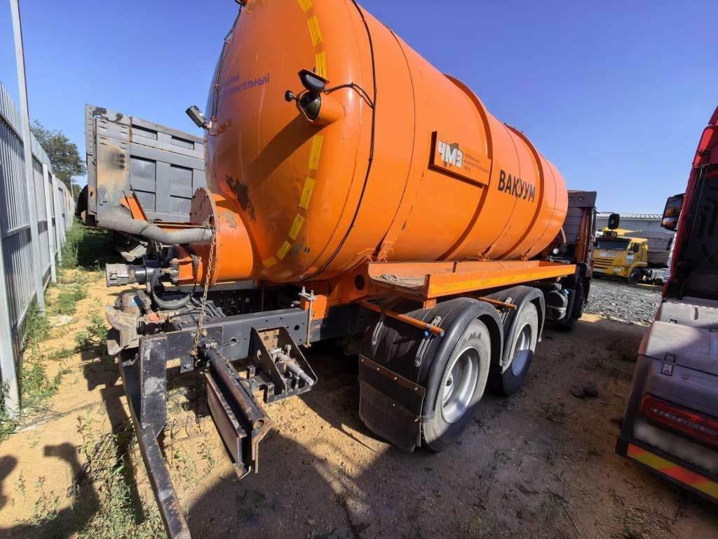 Челябинский Машиностроительный Завод 7074* на шасси КамАЗ 65115 6x4 Вакуумная машина - 3