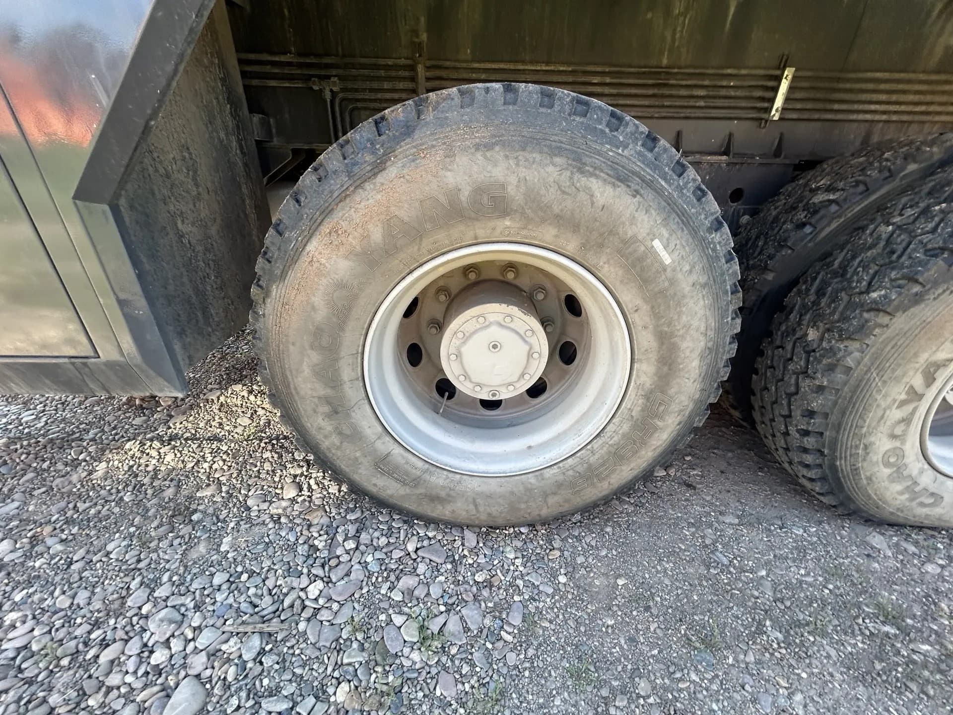 Zoomlion ZTC* 8x4 Автокран - 7