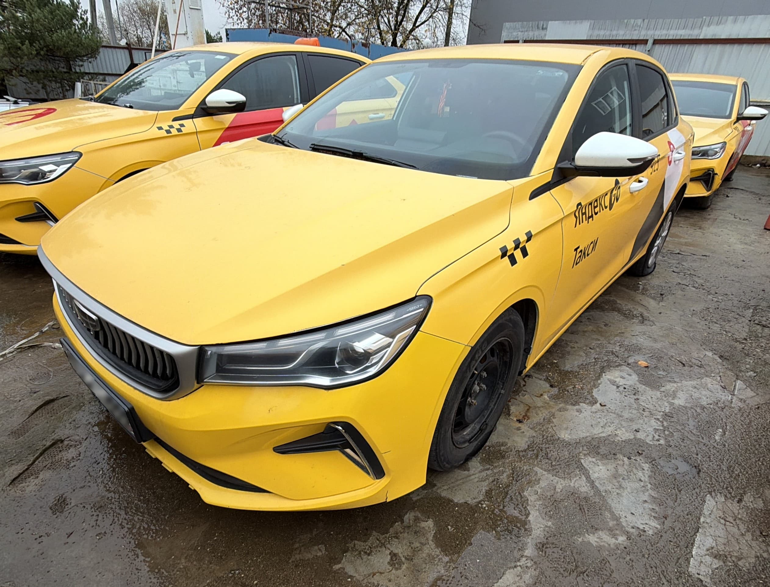 Geely Emgrand 7 - 1