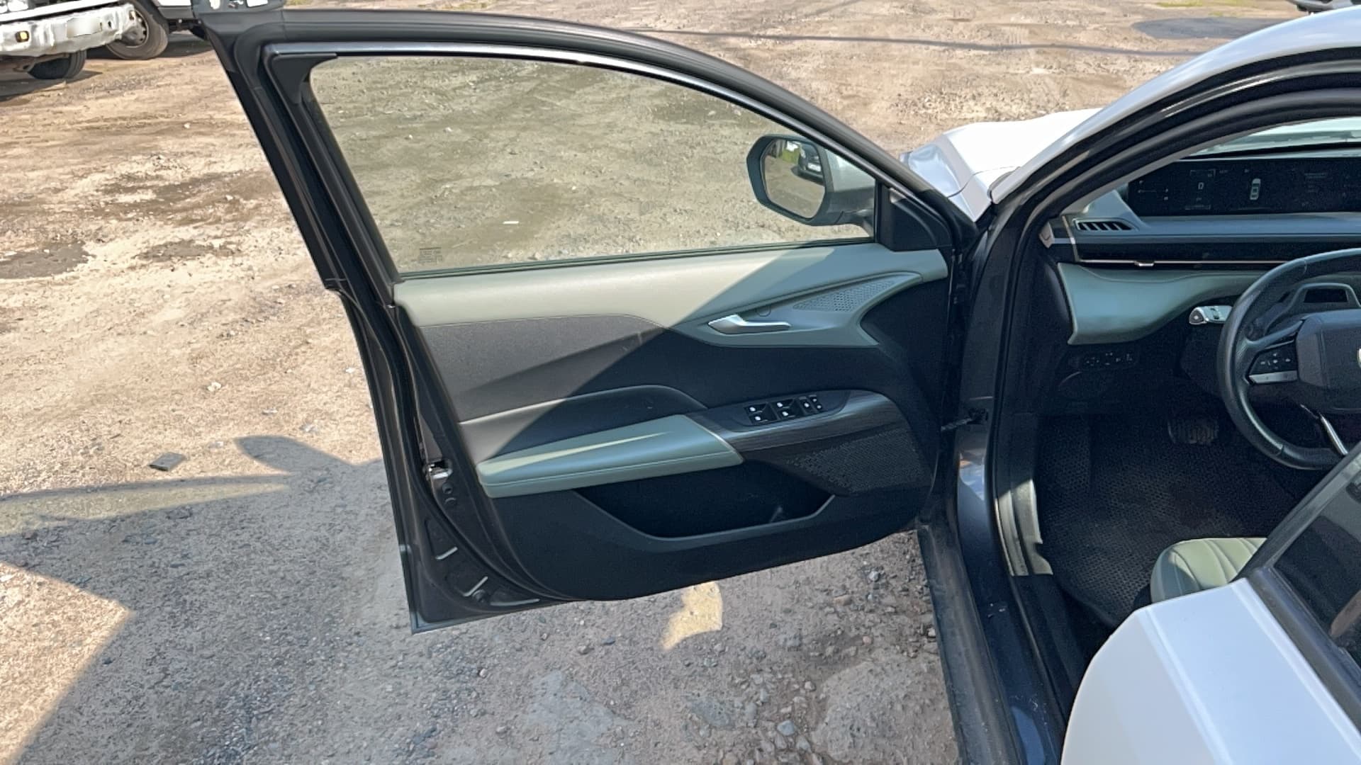 Changan Lamore - 8