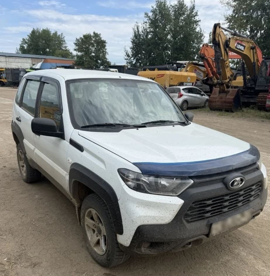 Lada Niva Travel - 2