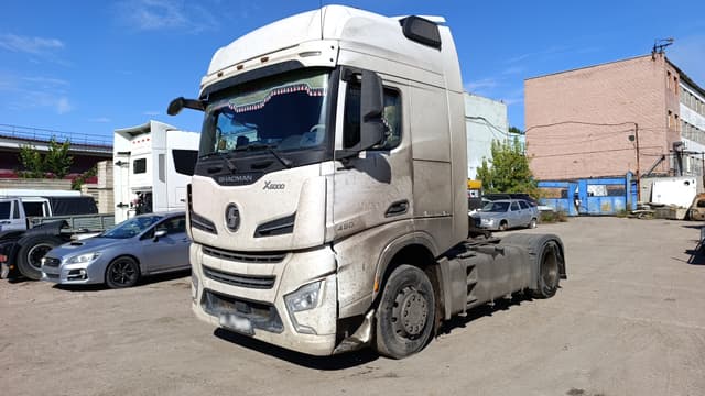 Shacman (Shaanxi) SX* 4x2 Седельный тягач - 1