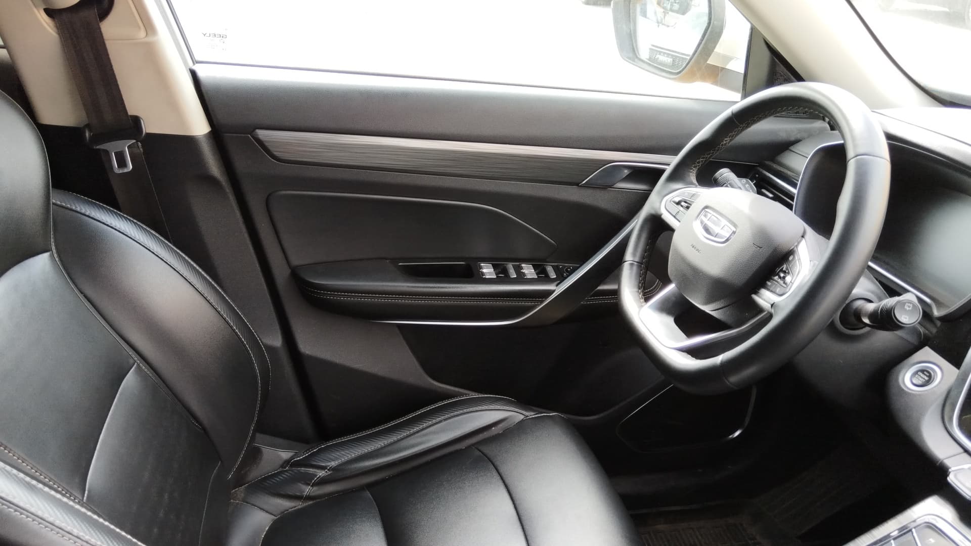 Geely Atlas Pro - 6
