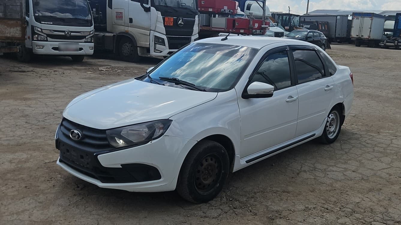 Lada Granta седан - 1