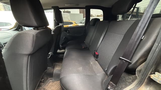 Lada Niva Travel - 8