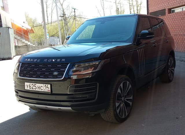 Land Rover Range Rover - 1