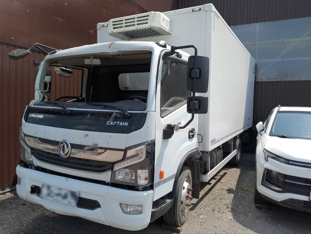 Dongfeng C80 4x2 Изотермический/рефрижератор - 1