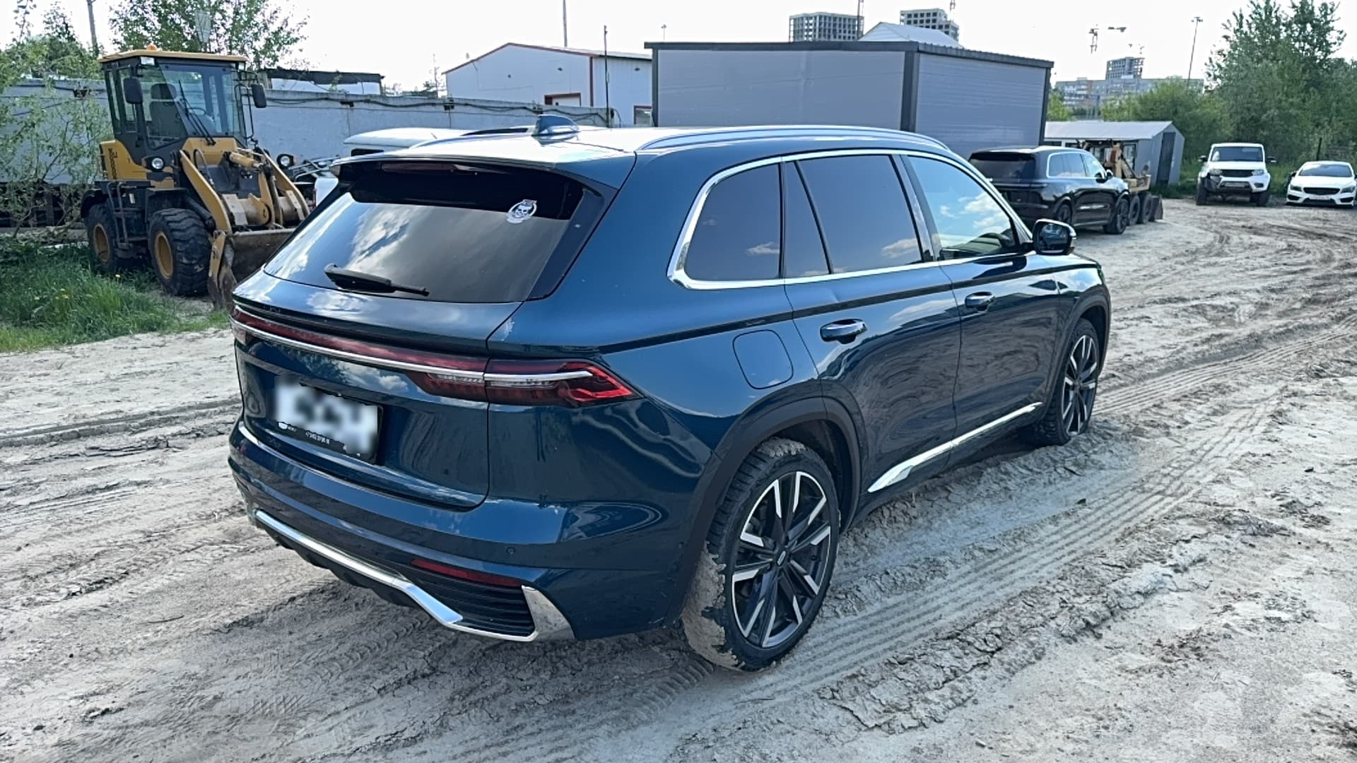Geely Monjaro - 3