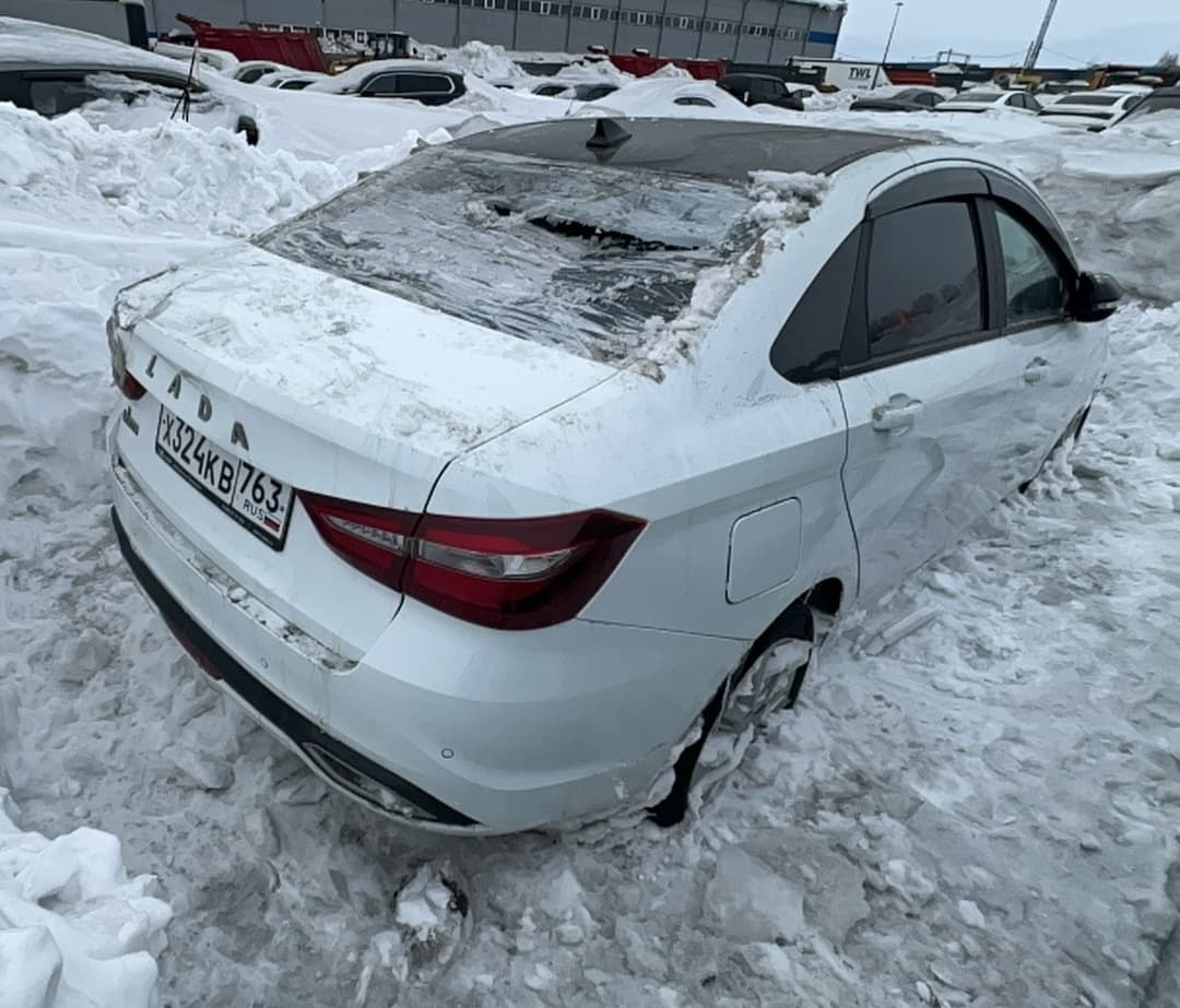 Lada Vesta седан - 3
