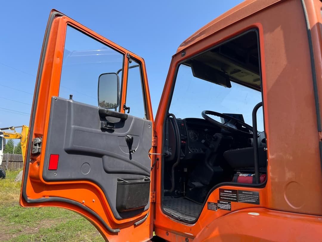 Специальная Техника АДУ* на шасси КамАЗ 6520 6x4 КДМ - 7