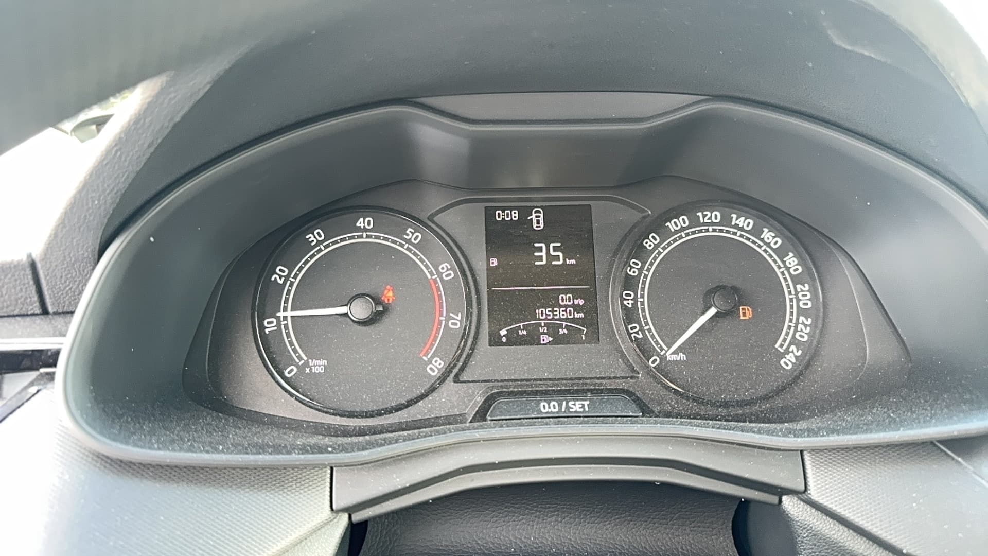 Skoda Rapid - 7