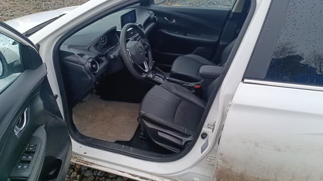 Changan Alsvin - 6