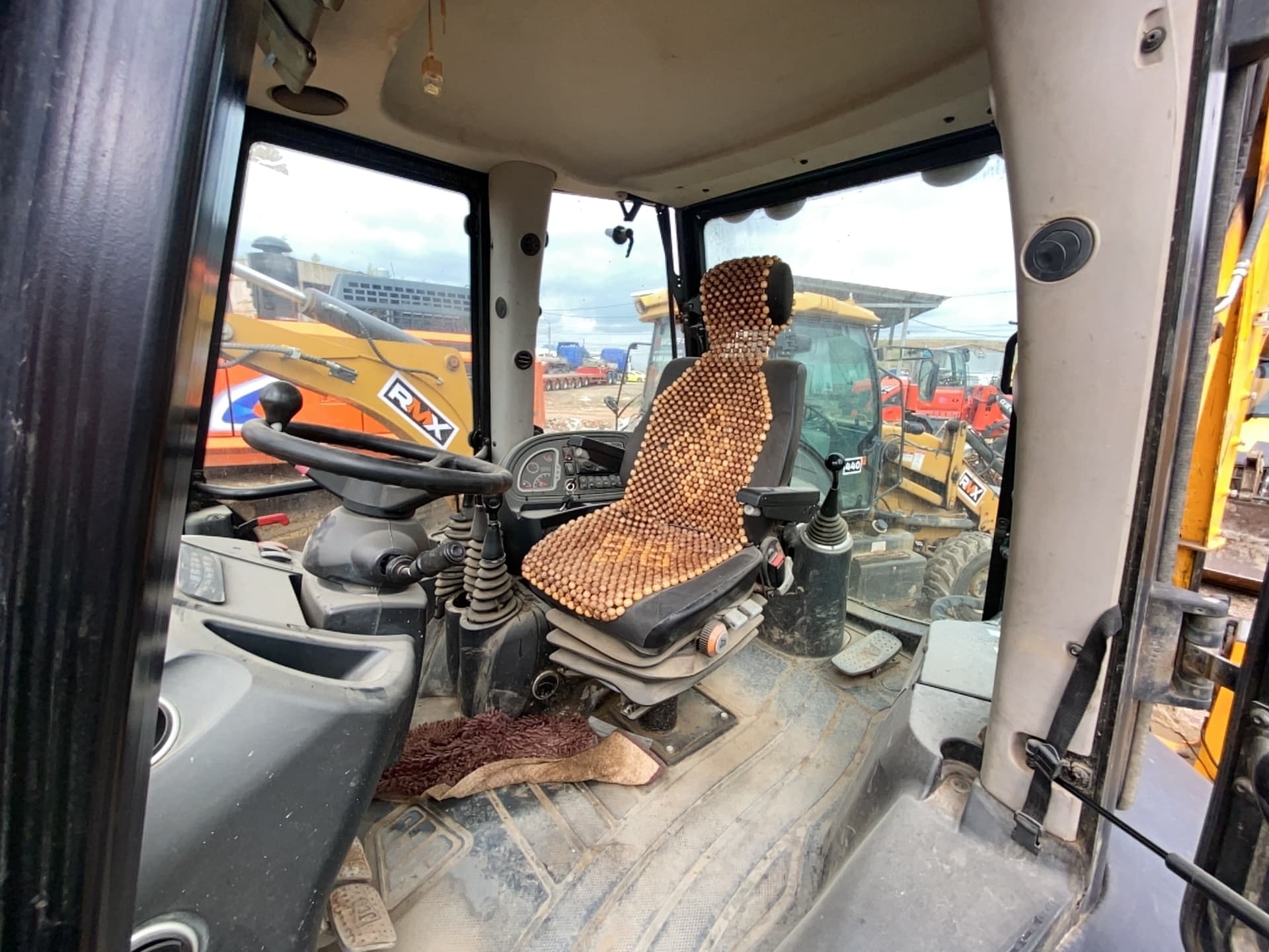 JCB 4CX Экскаватор-погрузчик - 7