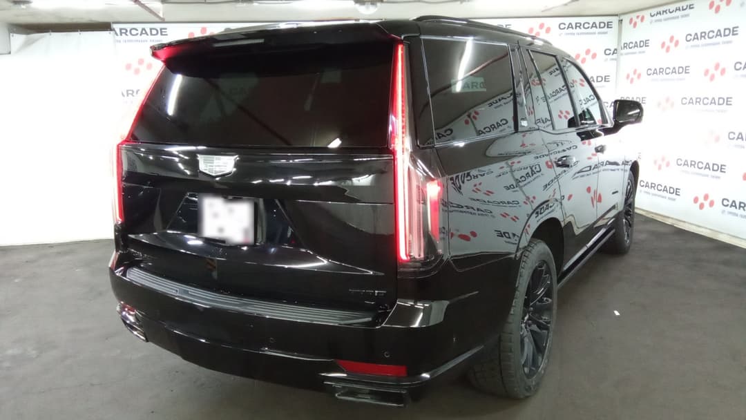 Cadillac Escalade - 3