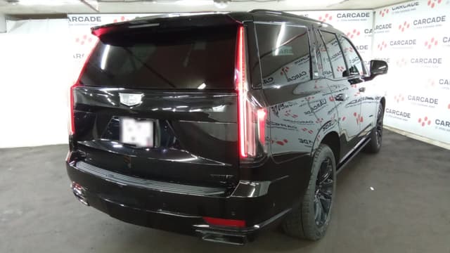 Cadillac Escalade - 3