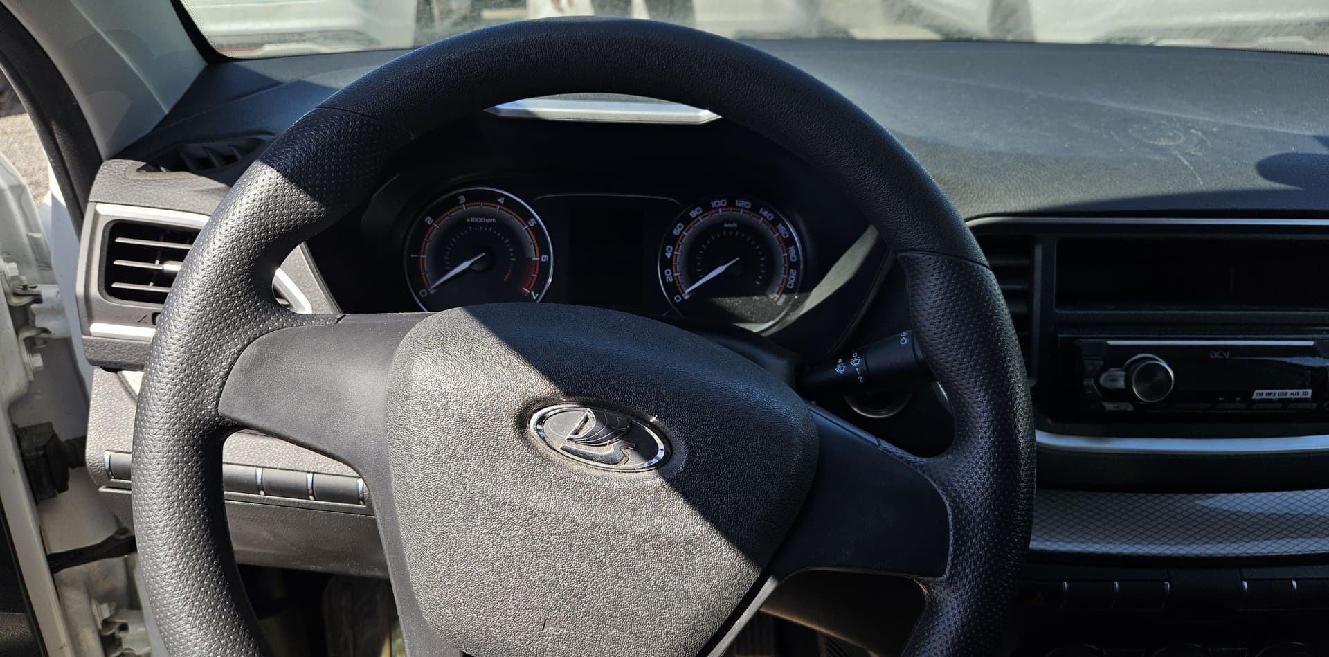 Lada Vesta седан - 5