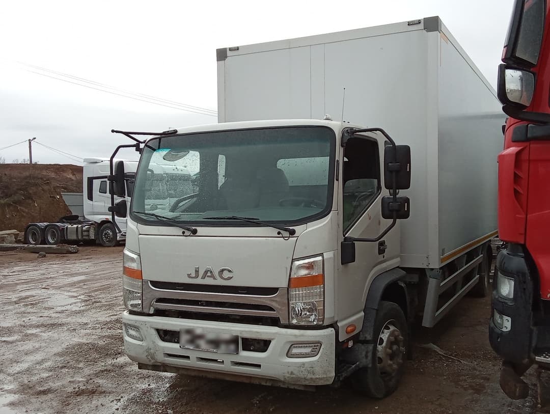 Jac N120 4x2 Изотермический/рефрижератор - 1