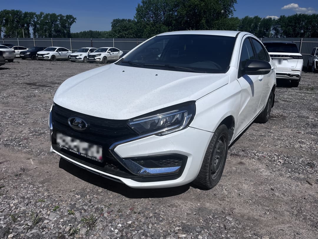 Lada Vesta седан - 1
