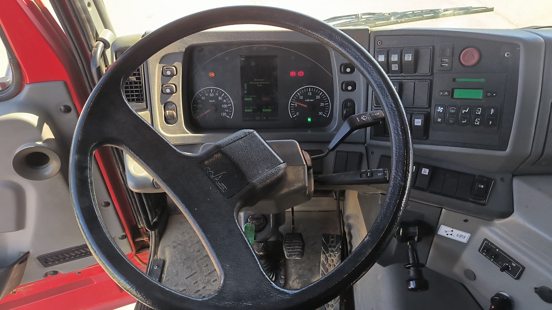 МАЗ 6430 6x4 Седельный тягач - 5
