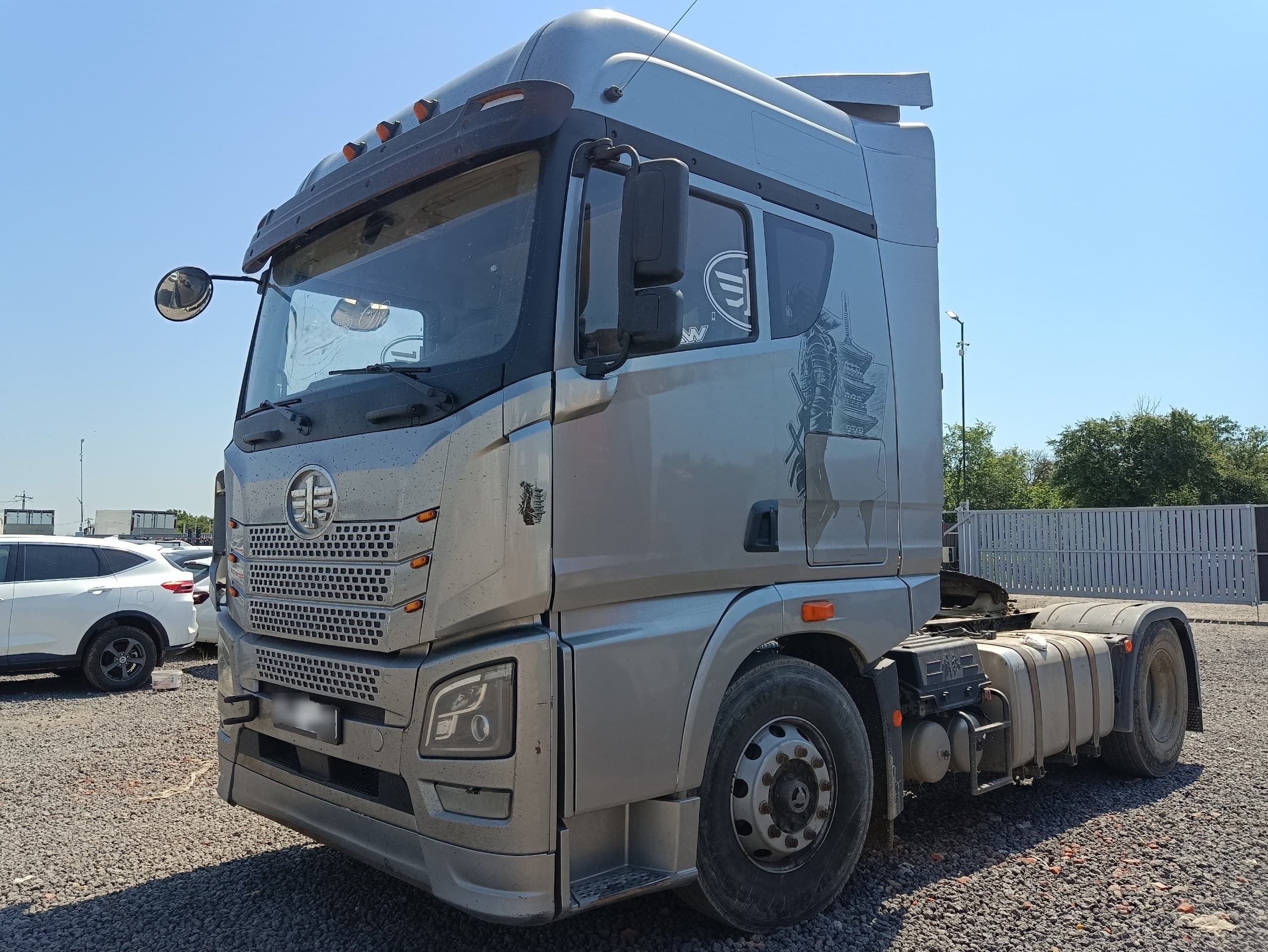 FAW JH6 4x2 Седельный тягач - 1