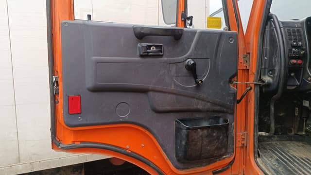 Камаз 65115 6x4 Бортовой с КМУ - 6