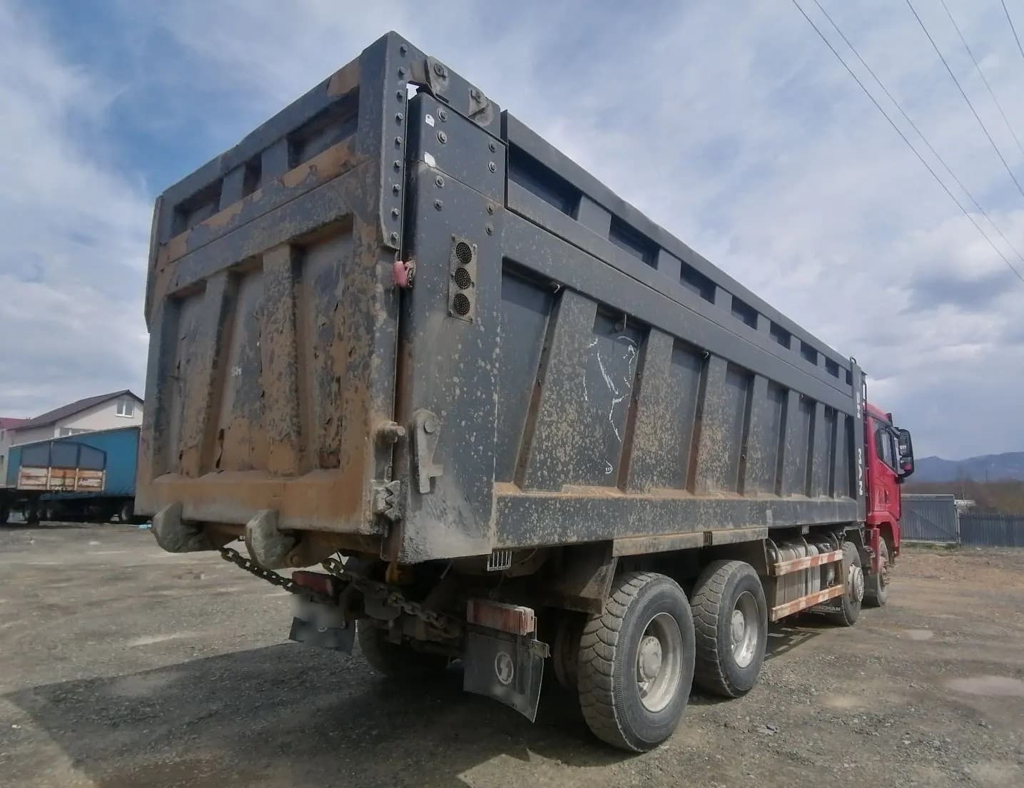 Shacman (Shaanxi) SX* 8x4 Самосвал - 3