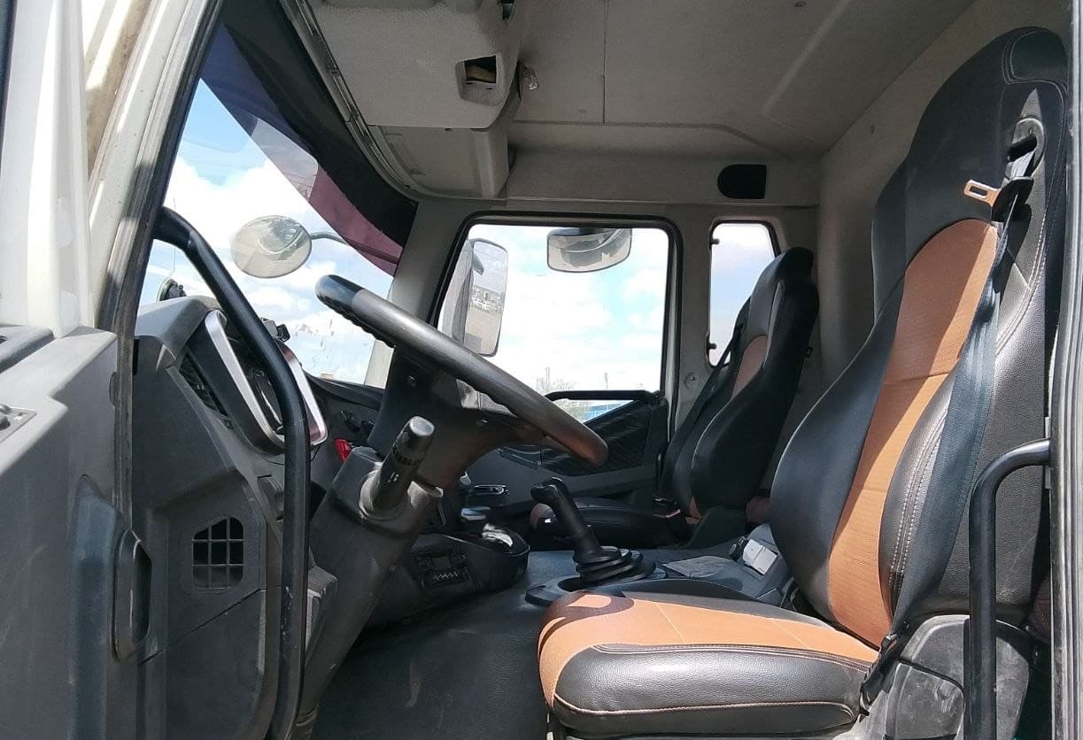 FAW CA 3310 8x4 Самосвал - 5