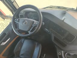 Shacman (Shaanxi) SX* 4x2 Седельный тягач - 5