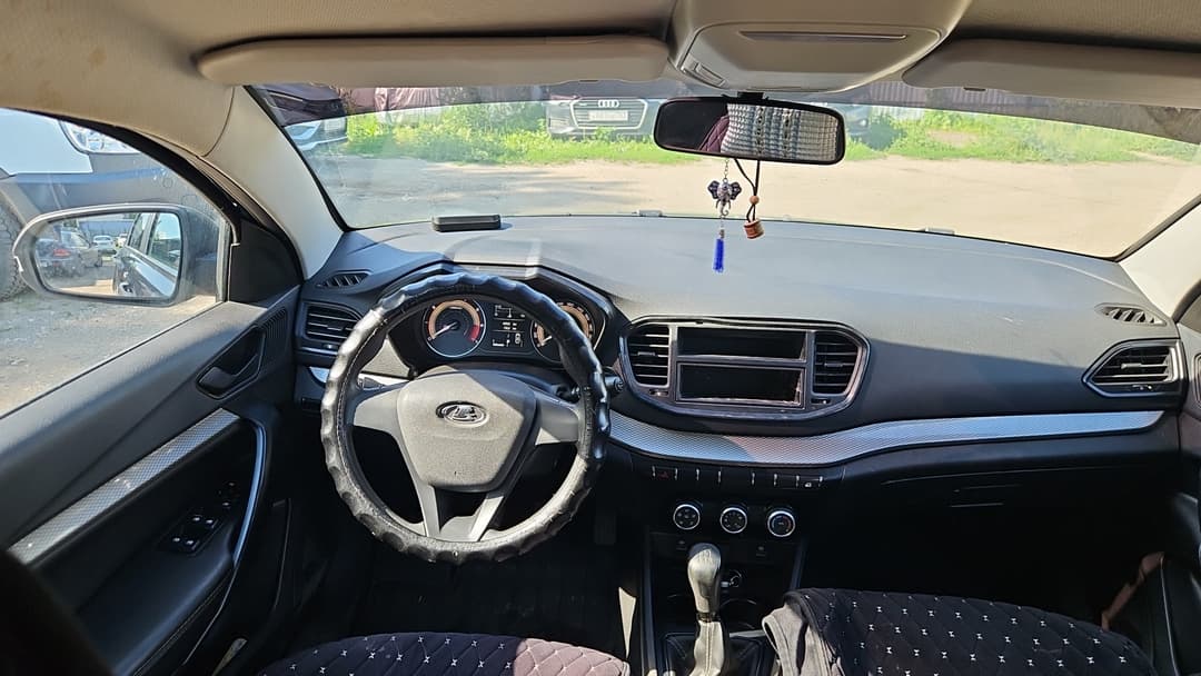 Lada Vesta седан - 5