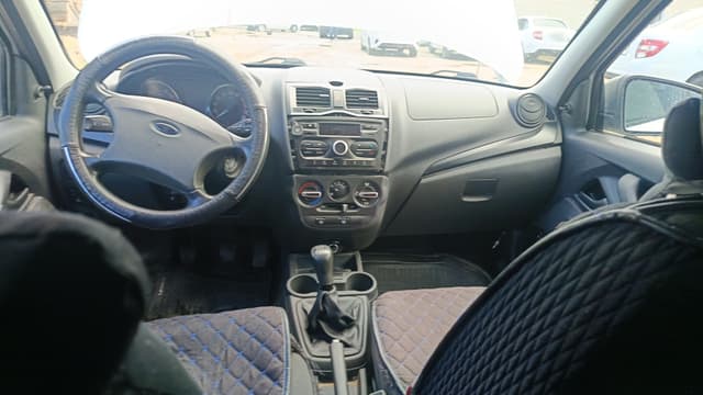 Lada Granta седан - 5
