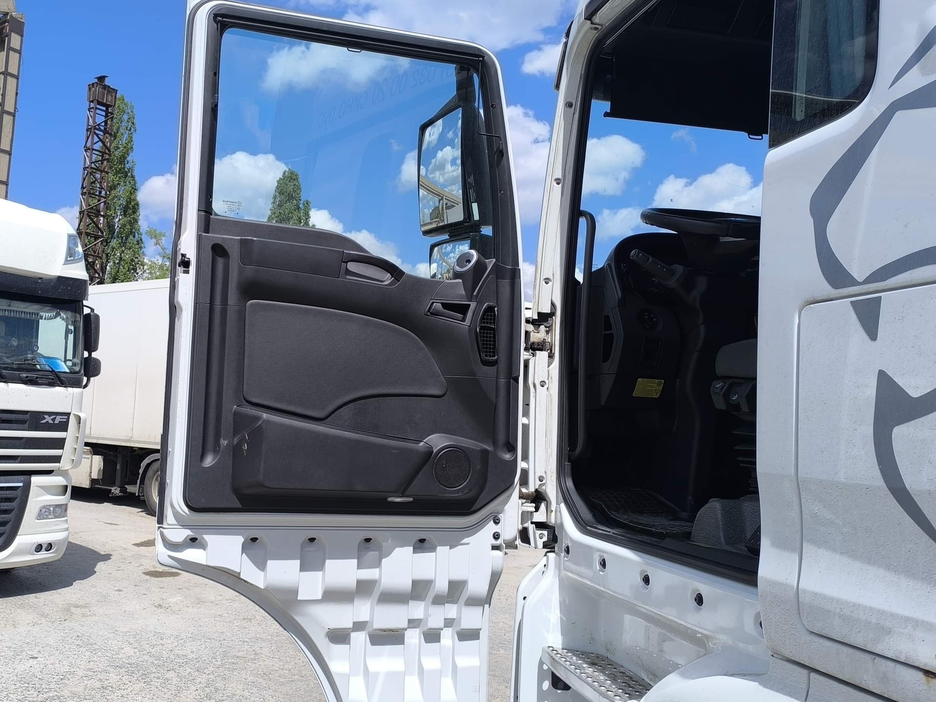 Sitrak C7H 4x2 Седельный тягач - 7