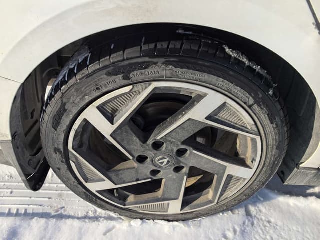 Changan Lamore - 9