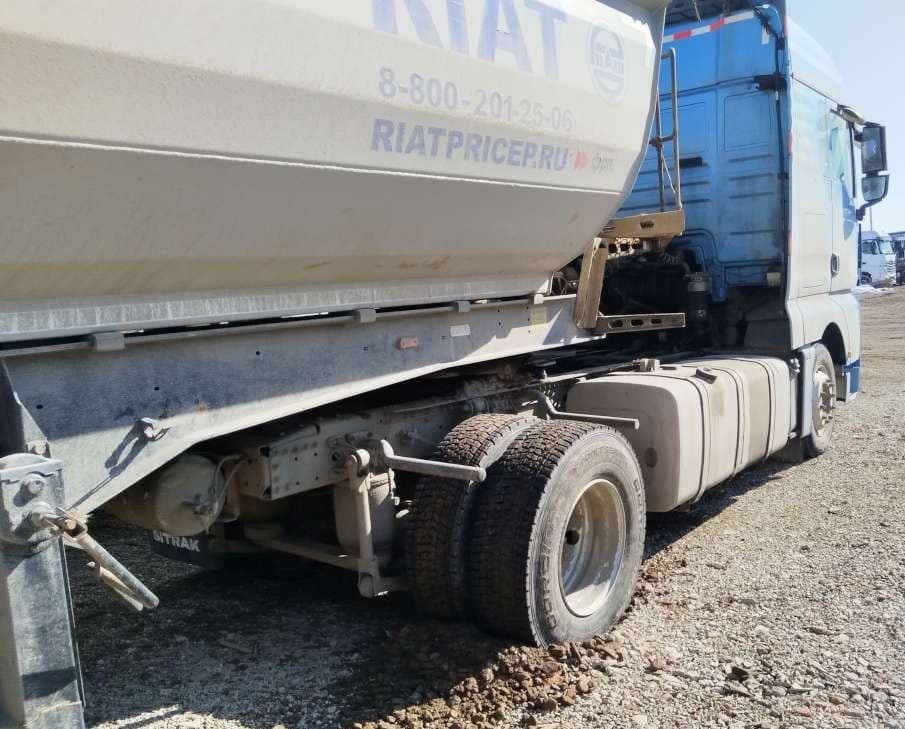 Sitrak C7H 4x2 Седельный тягач - 3