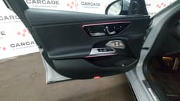 Mercedes-Benz E седан - 7