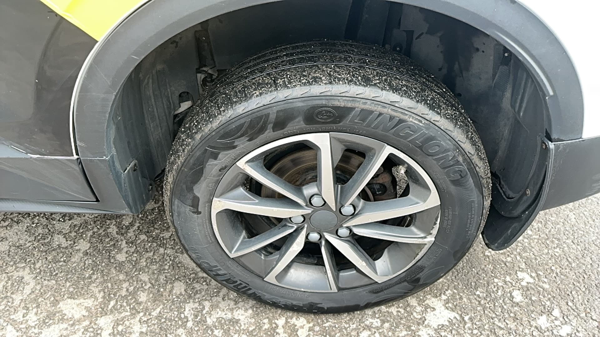 Geely Coolray - 9