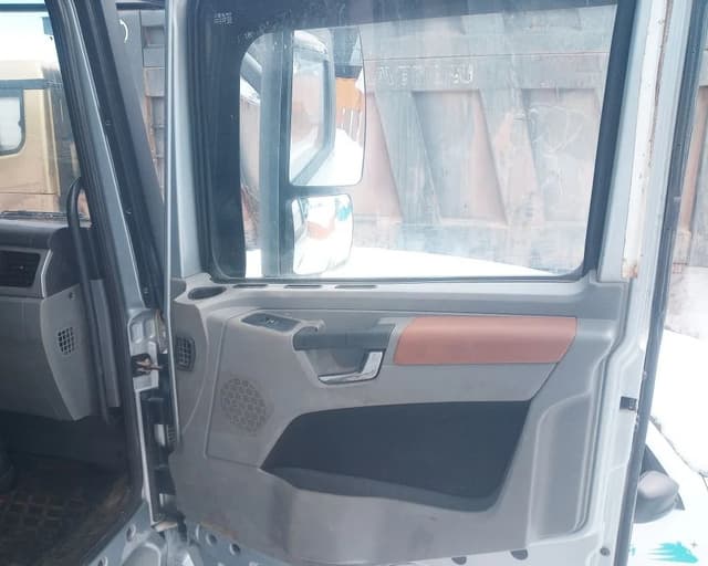 Shacman (Shaanxi) SX* 6x4 Седельный тягач - 6