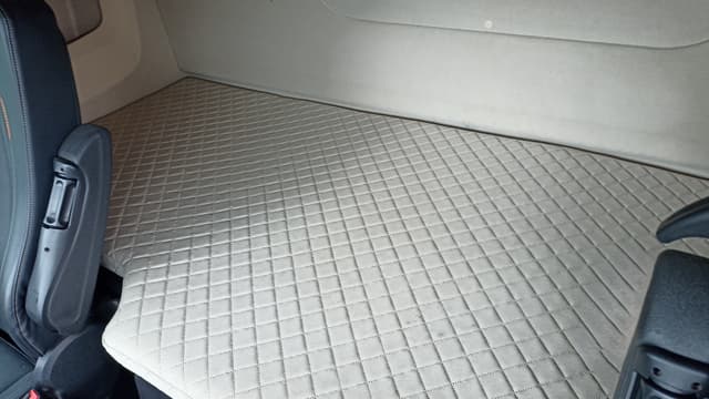 Shacman (Shaanxi) SX* 4x2 Седельный тягач - 8