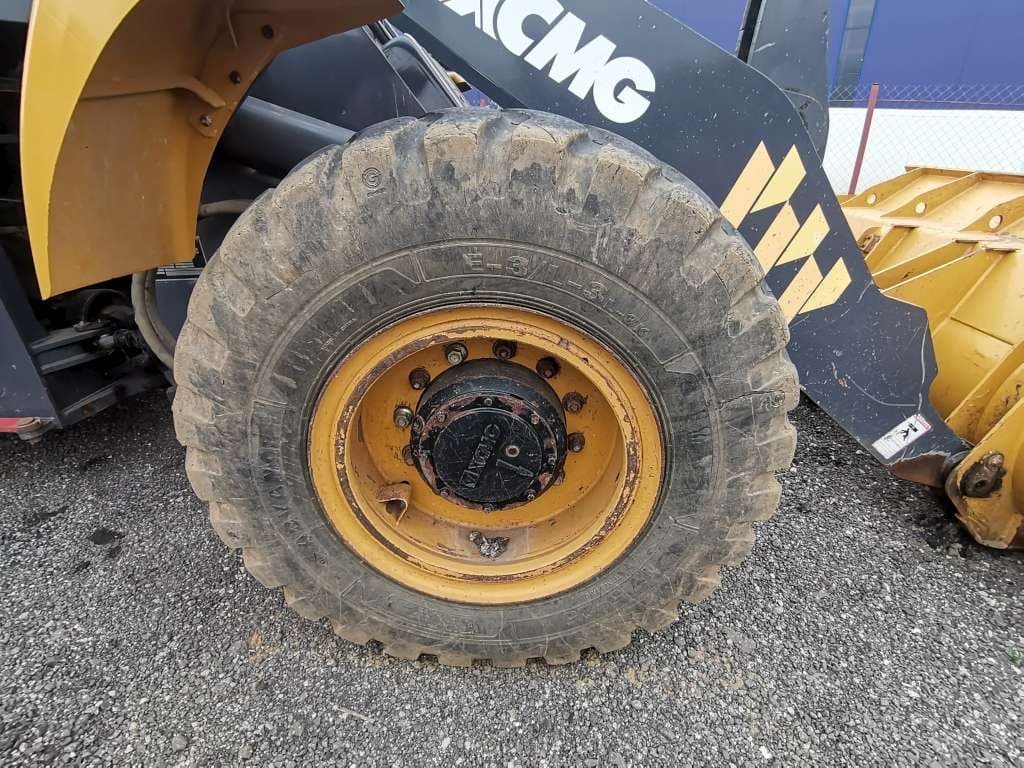 Xcmg LW330 Фронтальный погрузчик - 7