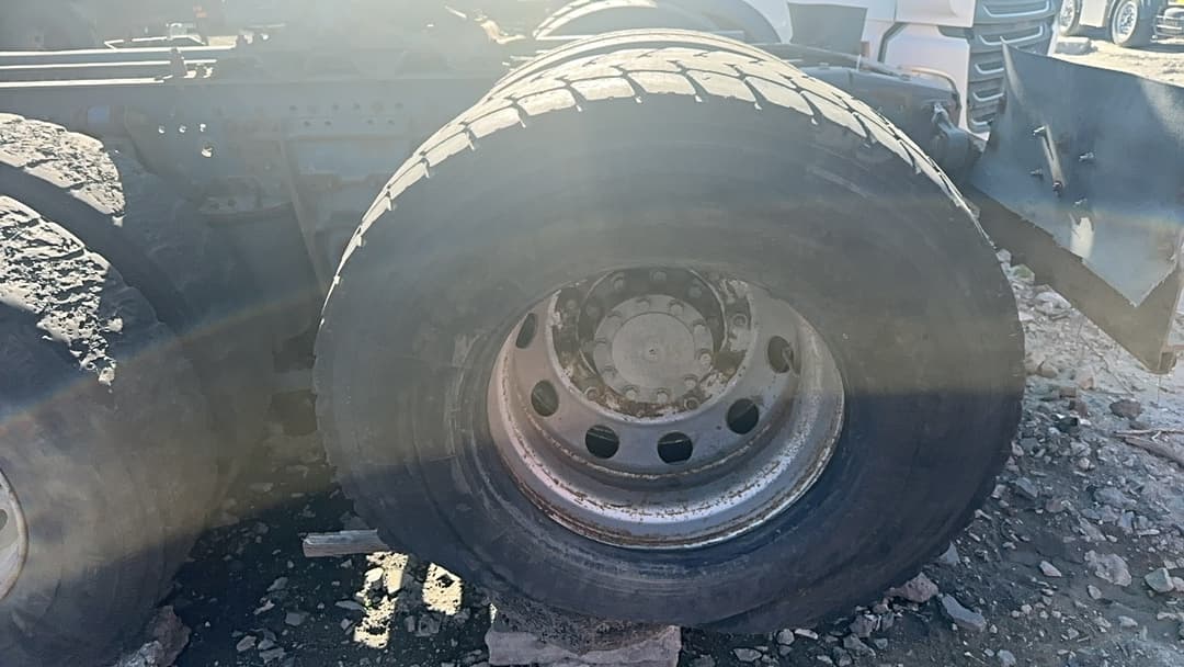 Sitrak C7H 6x4 Седельный тягач - 8