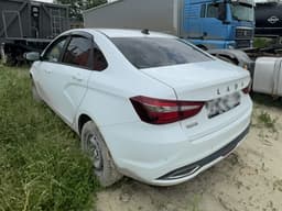 Lada Vesta седан - 4