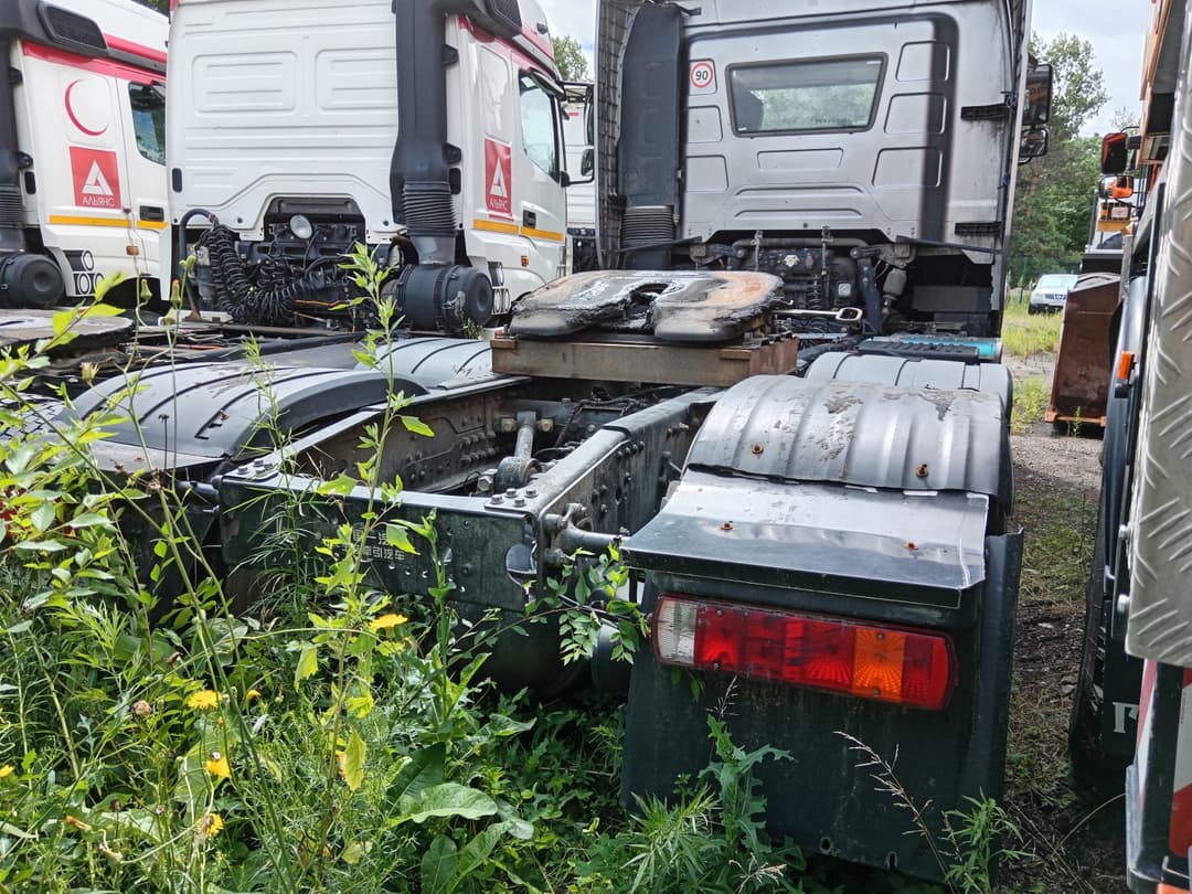 FAW CA 4250 6X4 Седельный тягач - 3