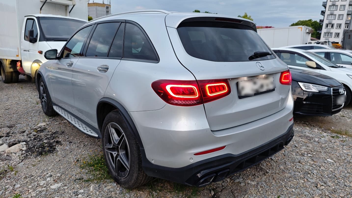 Mercedes-Benz GLC - 4